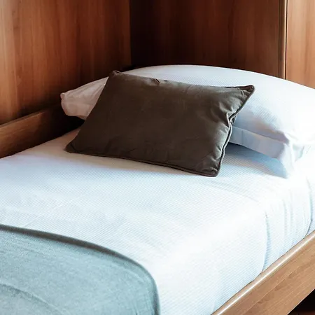 La Casa Di By Quokka 360 - In The Centre Of アパート チェルノッビオ